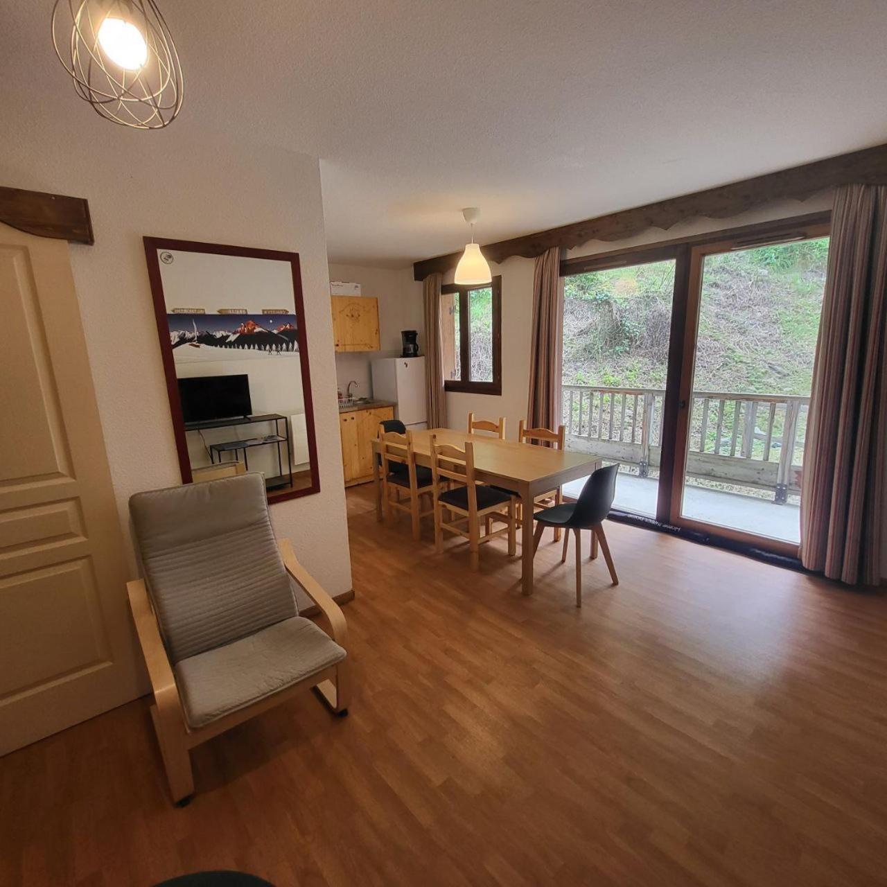 Appartements 3 Vallees, Piscine Et Sauna Orelle Luaran gambar